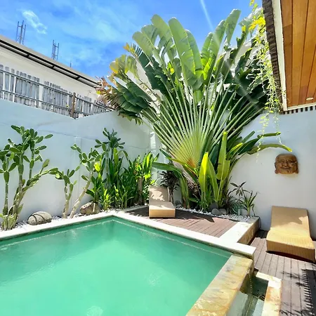 Mila'S Villa Legian  Exterior photo