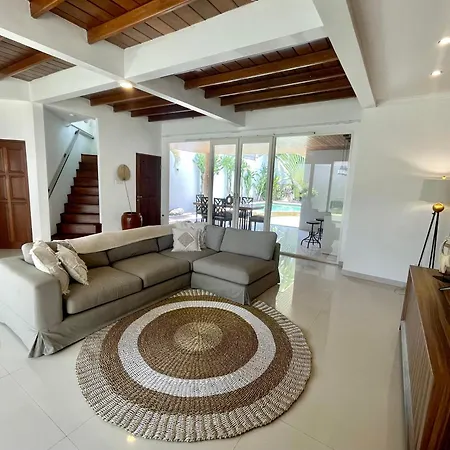 Mila'S Villa Legian  Exterior photo